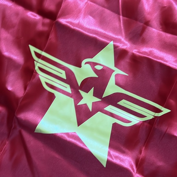 Reversible Super Hero Cape - Picture 4 of 6